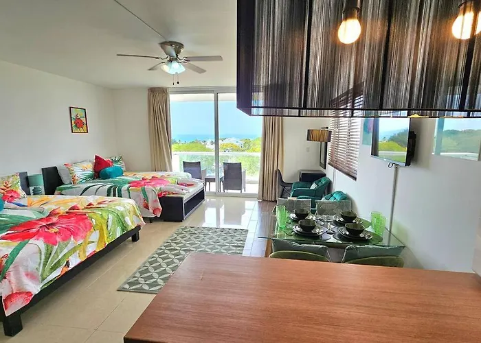 Stylish Beach Condo